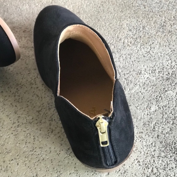 Soda Shoes Black Low Heel Ankle Boot Bootie 1.75” - Picture 8 of 8